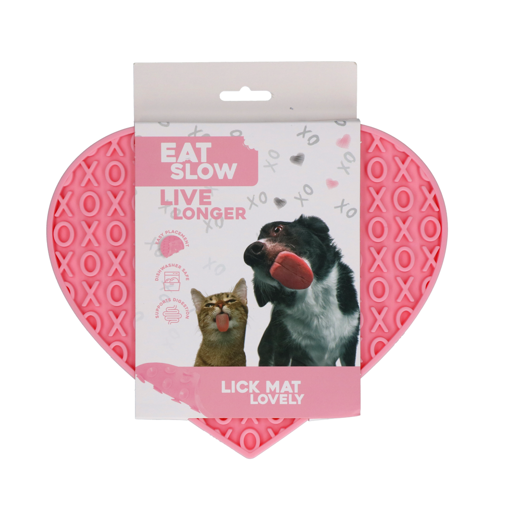 Heart-shaped licking mat