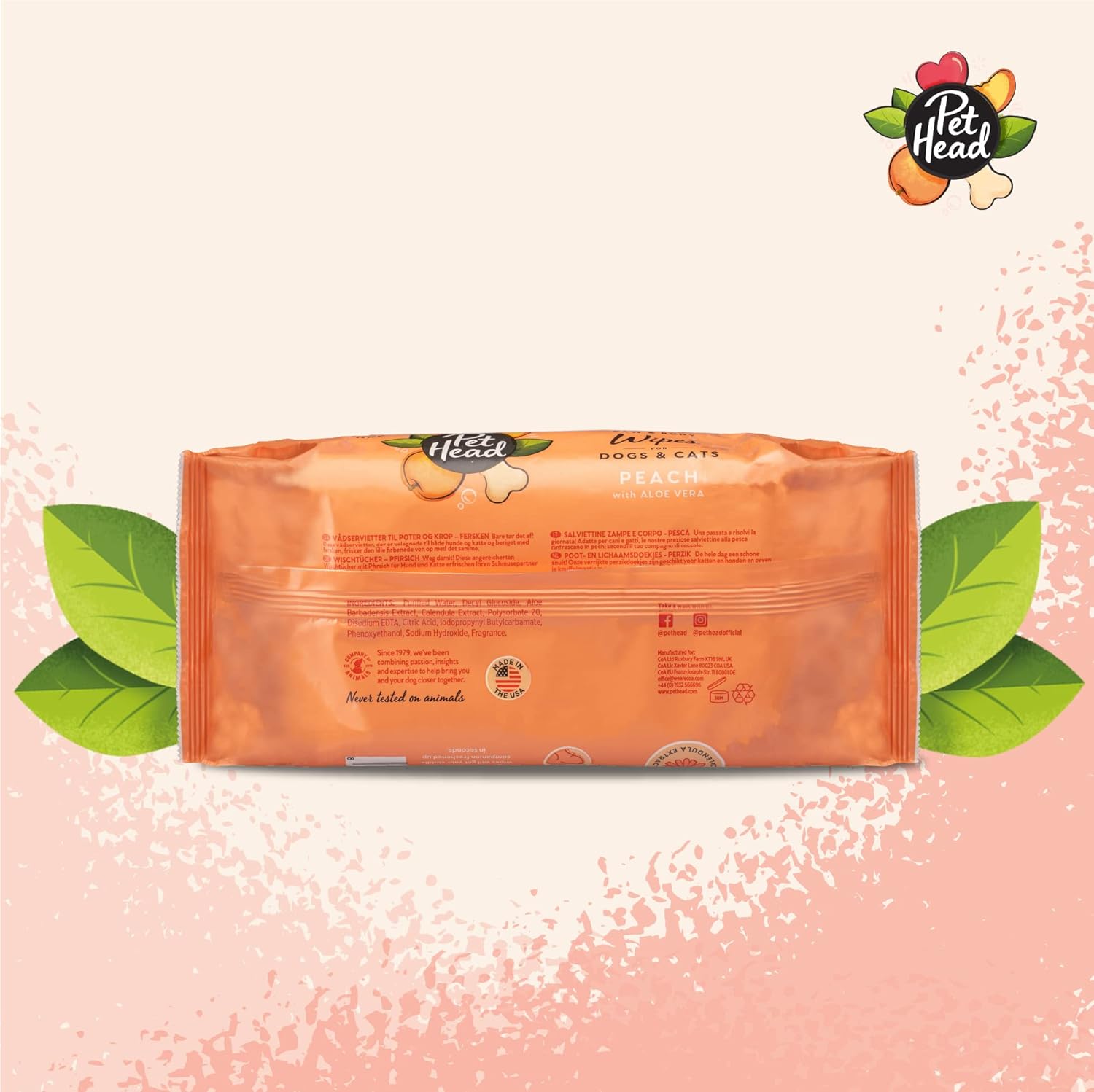 Peach-scented cleansing wipes for dogs and cats