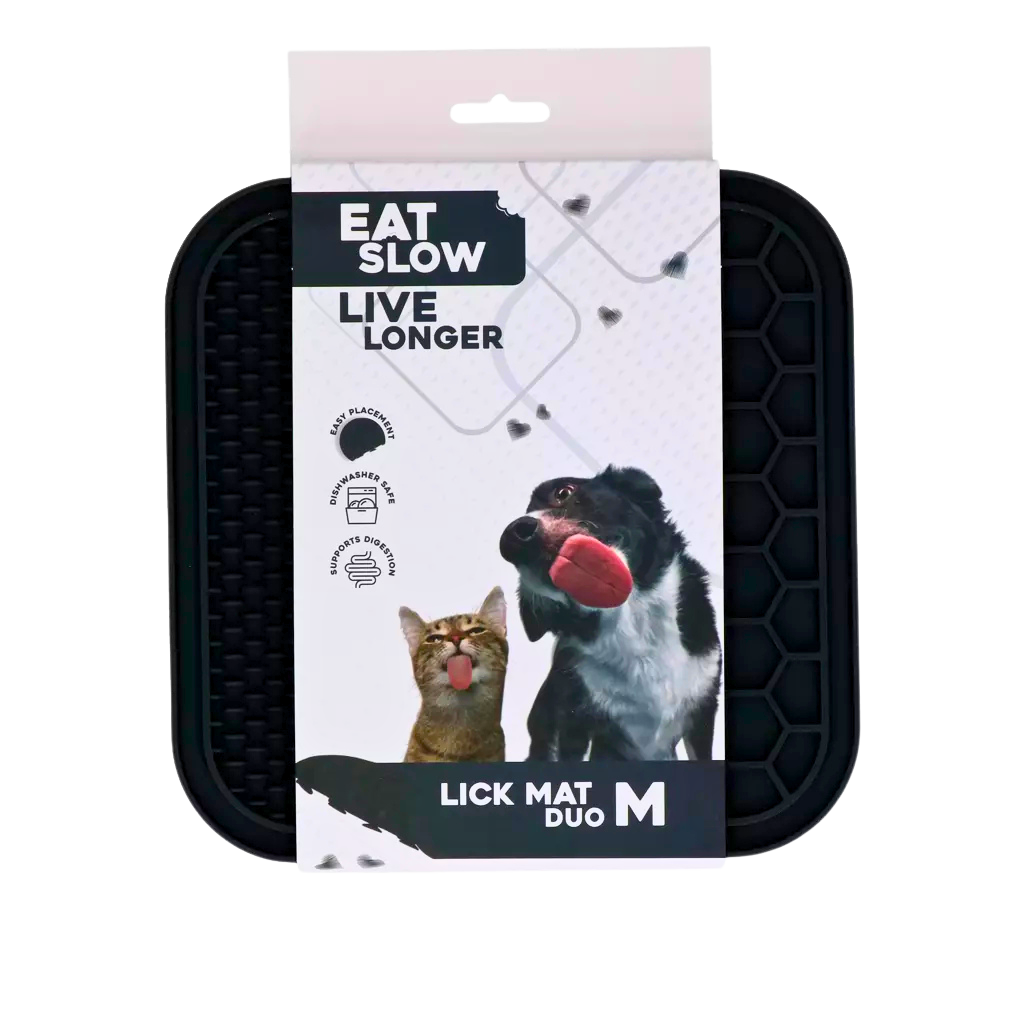 Dual texture licking mat
