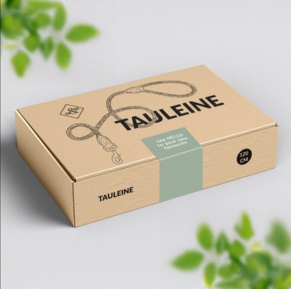 Leash made of polyamide and leather