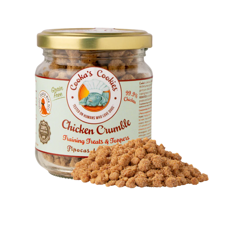 Dehydrated chicken crumble for dogs and cats