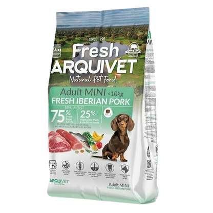 Semi-moist Iberian pork kibble for adult small dogs