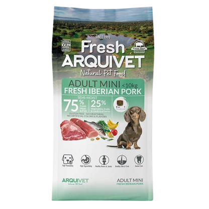 Semi-moist Iberian pork kibble for adult small dogs