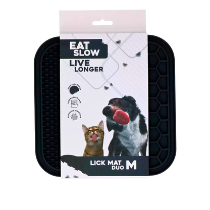 Dual texture licking mat